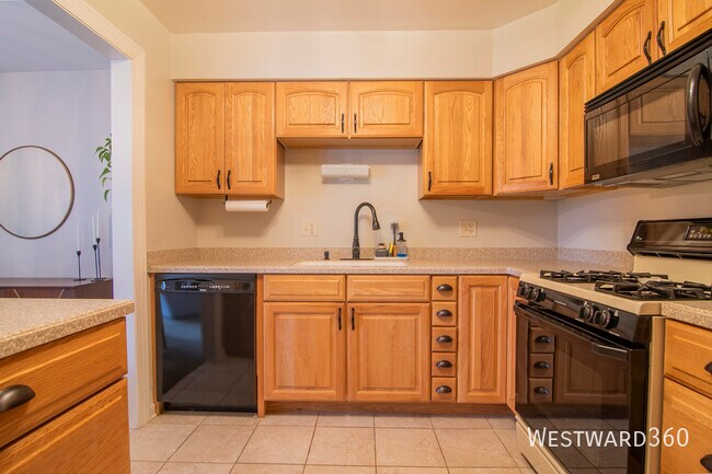 Foto del edificio - 1605 Thames Ct