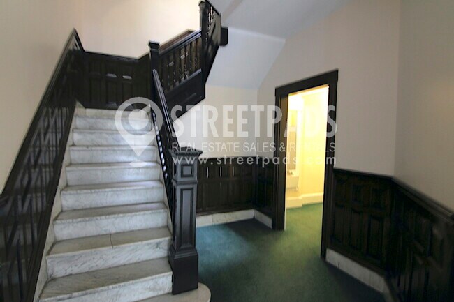 Foto del edificio - 17 Fairbanks St