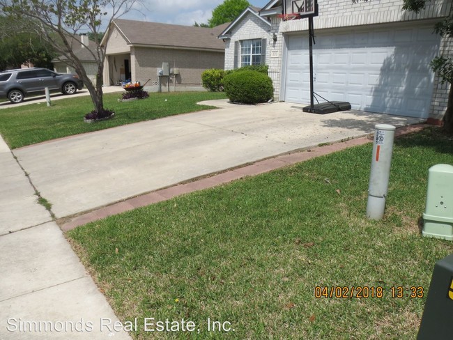 Building Photo - 3 br, 2 bath House - 220 Valona Dr.