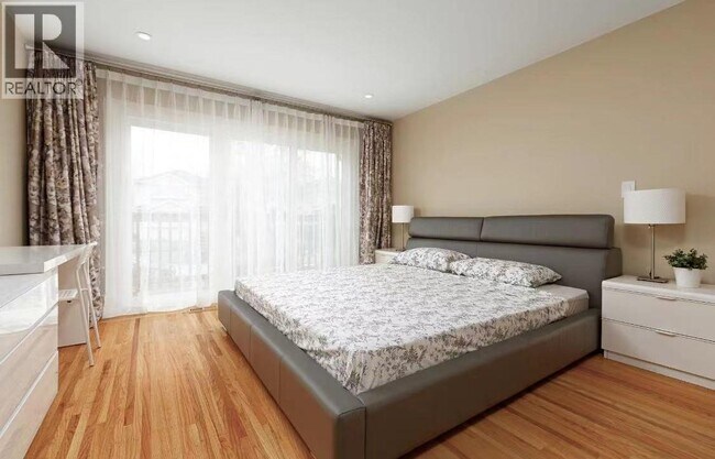 Building Photo - 15XX W 65th Ave