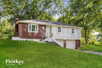 Building Photo - 901 NE 114th Terrace