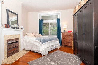 Building Photo - 5820 Alder St