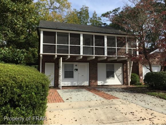 Primary Photo - 1402 N Barker St