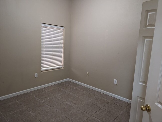 Building Photo - 9556 Armelle Way