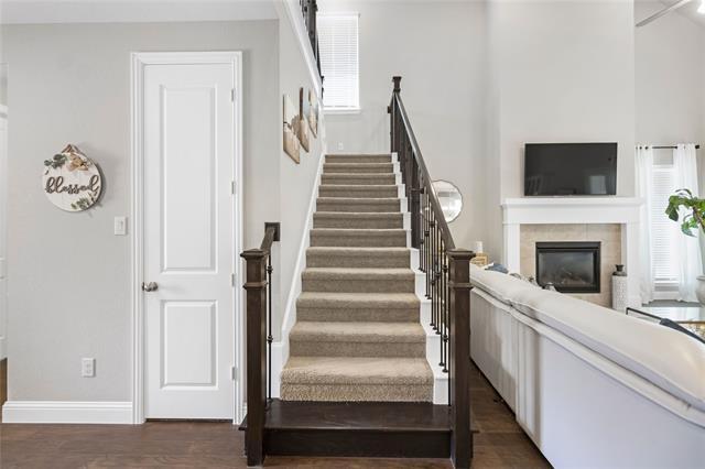 Foto del edificio - 813 Harrington Ln