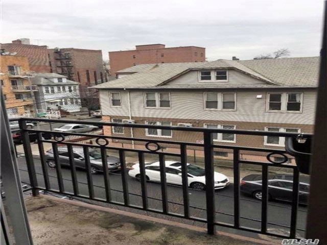 Foto del edificio - 14118 Cherry Ave