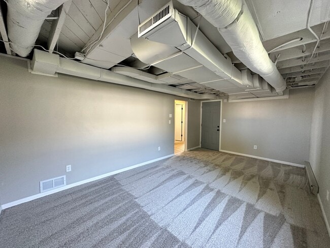Building Photo - 702 26th St N