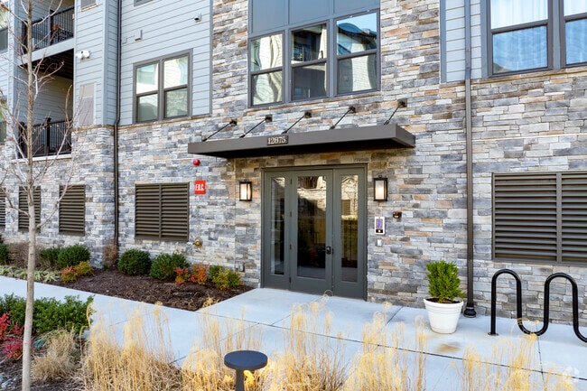 Entrance - Woodland Park East