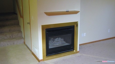 Building Photo - 3790 Vermilion Ct S
