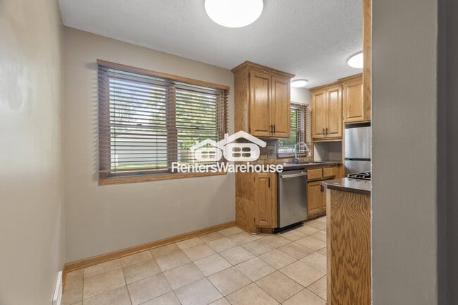 Foto del edificio - 5107 Corvallis Ave N