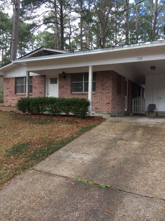 Building Photo - 1100 Glenwood Dr