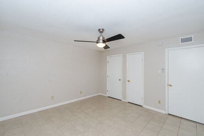 Building Photo - 3535 E NASA Pkwy