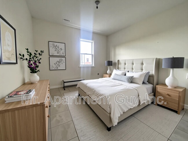 Photo du bâtiment - 37 Wellington St S