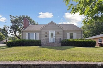 Building Photo - 504 Roland Ave