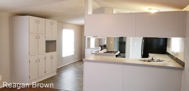 Building Photo - 3 br, 2 bath House - 2700 Silica Heights, ...
