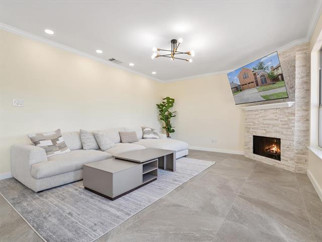 Foto del edificio - 1339 Barclay Dr