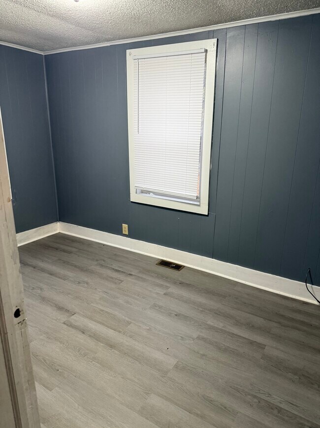 Foto del edificio - 4430 Falls Ter SE