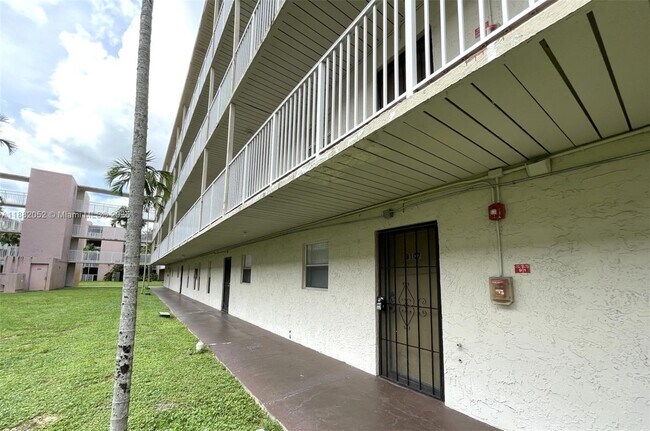 Building Photo - 2800 NW 56th Ave