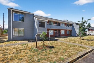 Building Photo - 2471 SE 135th Ave