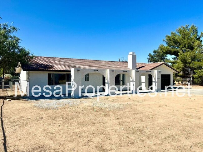 Building Photo - 14546 Cerezo Rd.