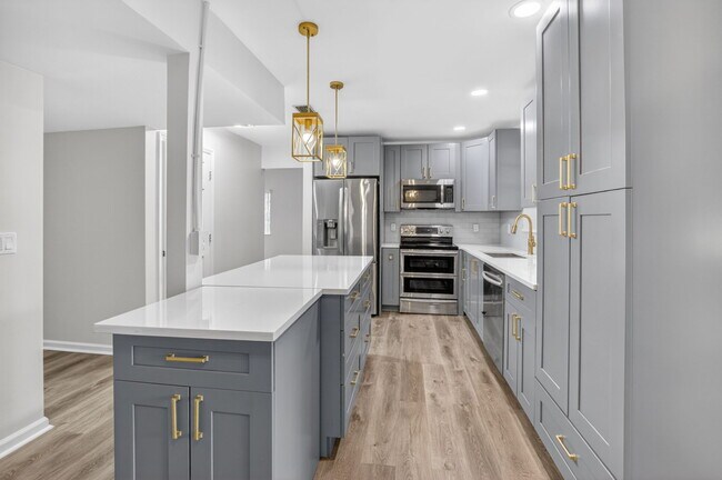 Foto del edificio - 1751 Banyan Creek Ct