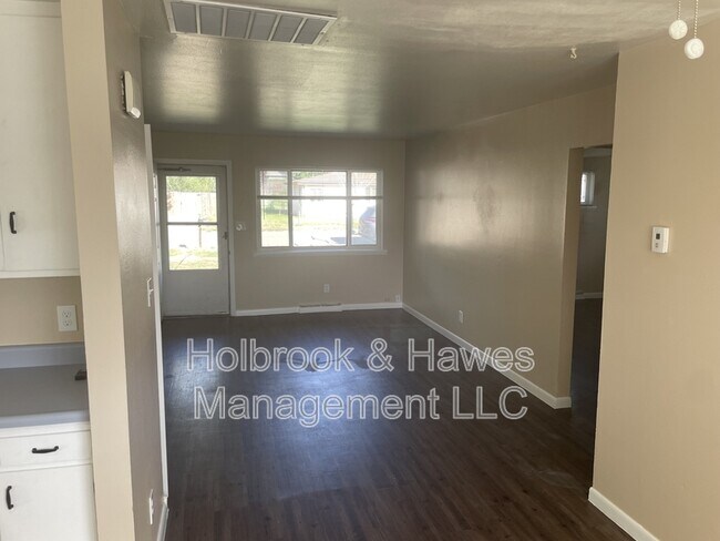 Foto del edificio - 3613 Highland Dr
