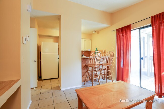 Foto del edificio - 2410 Longview St