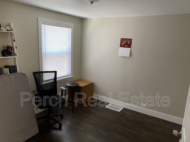 Building Photo - 1550 Tabor St