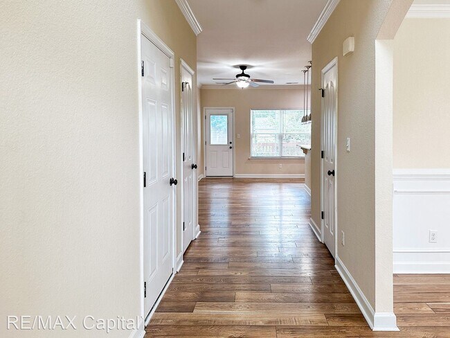 Building Photo - 4 br, 2.5 bath House - 18 MARINA DRIVE