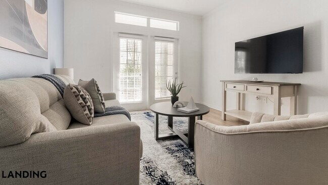 Foto del edificio - 12310 Seacrest Lane