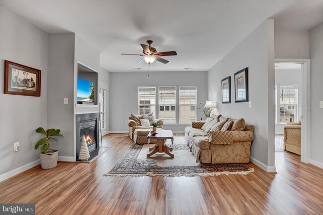 Building Photo - 42480 Rockrose Square