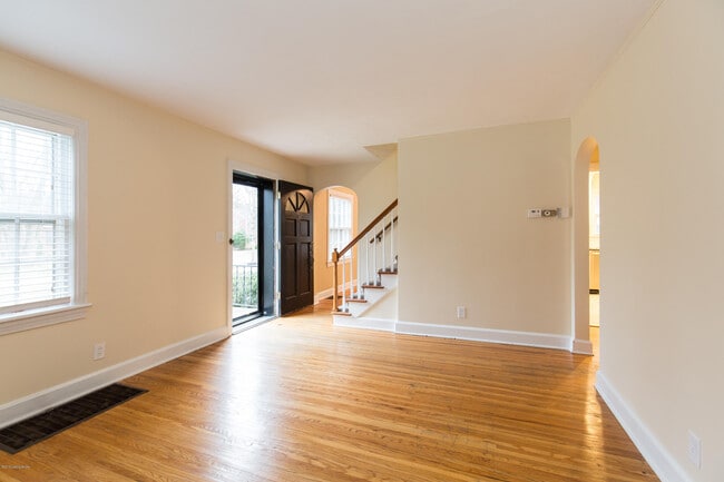 Building Photo - 3607 St Germaine Ct