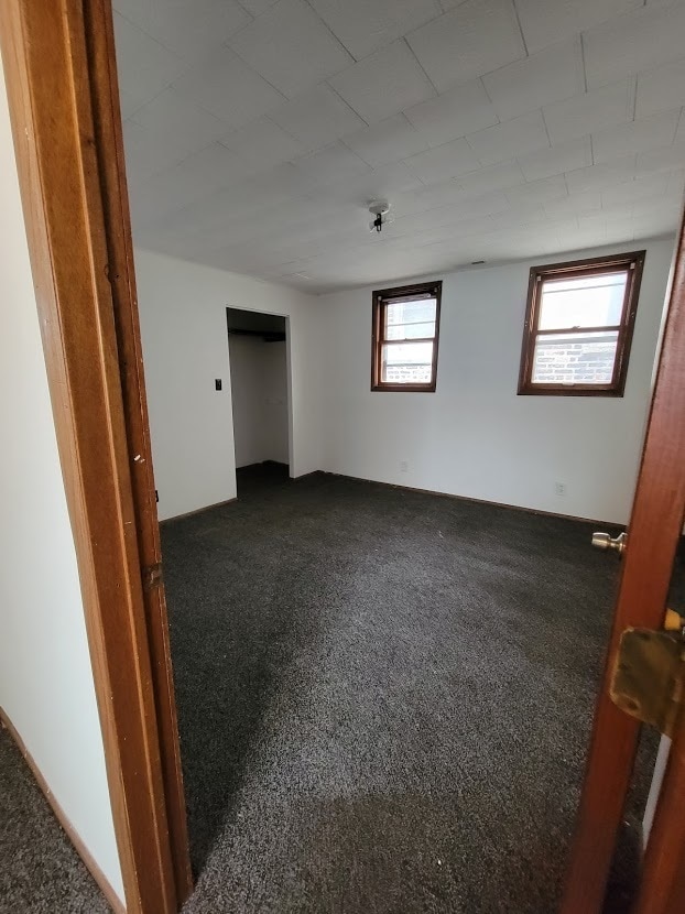 Building Photo - 828 W 34th St