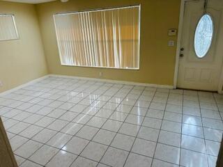 Foto del edificio - 9482 N Military Trl