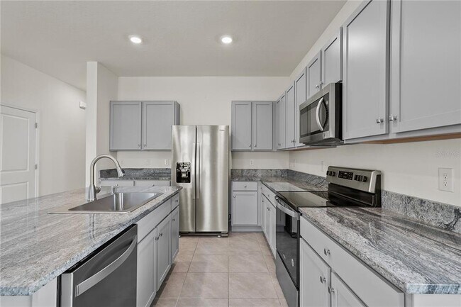 Building Photo - 33055 Tulip Petal Ln