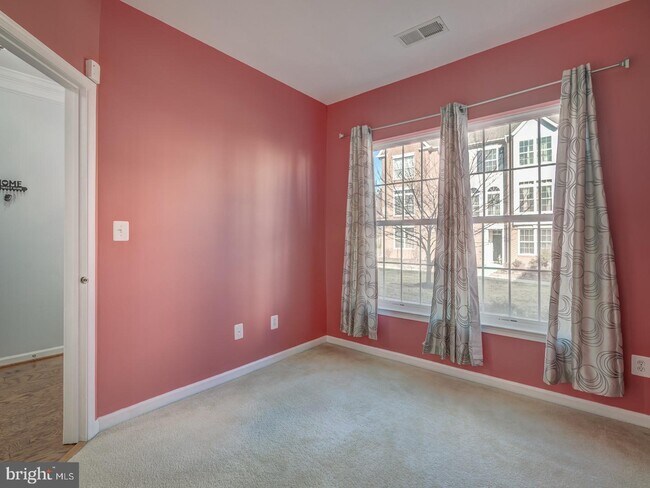 Building Photo - 25114 Neptune Terrace