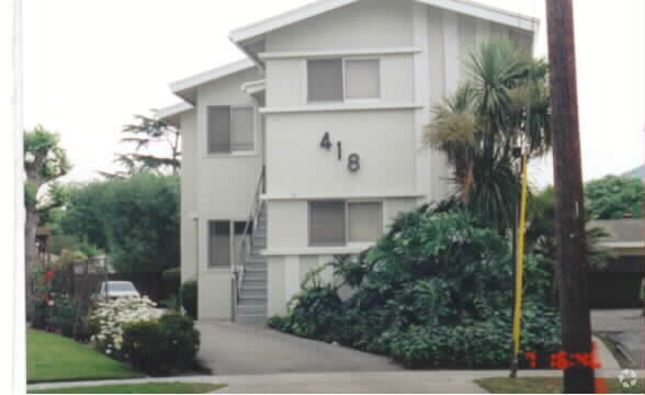 Foto del edificio - 418 W Alameda Ave