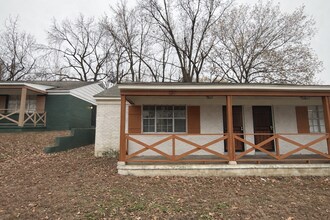 Building Photo - 1315-1317 Halcomb Ln