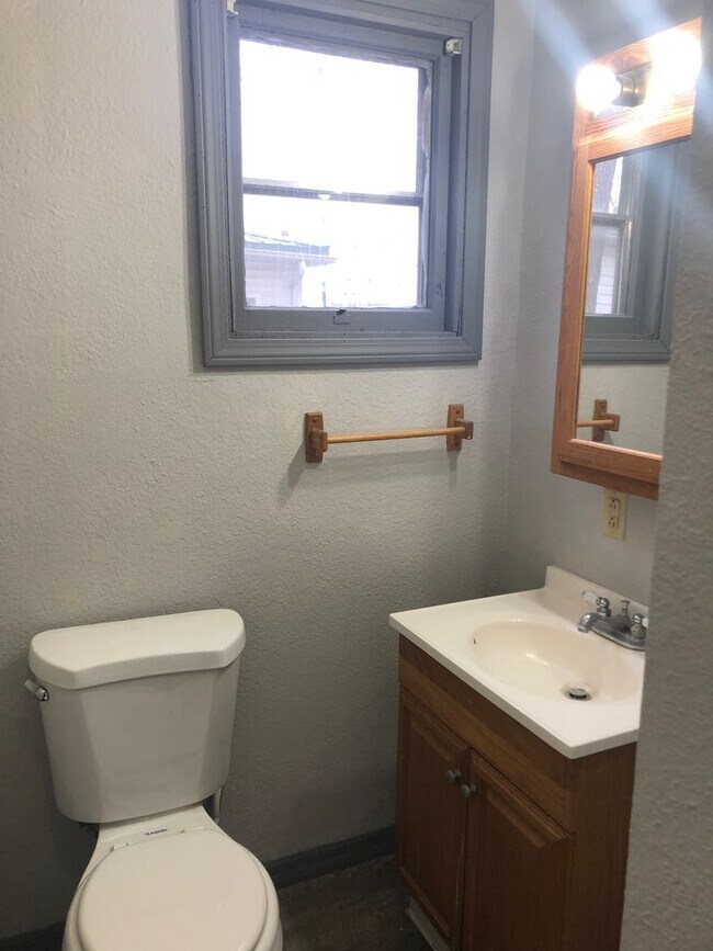 Foto del edificio - 3 bedroom house for rent in Waterloo