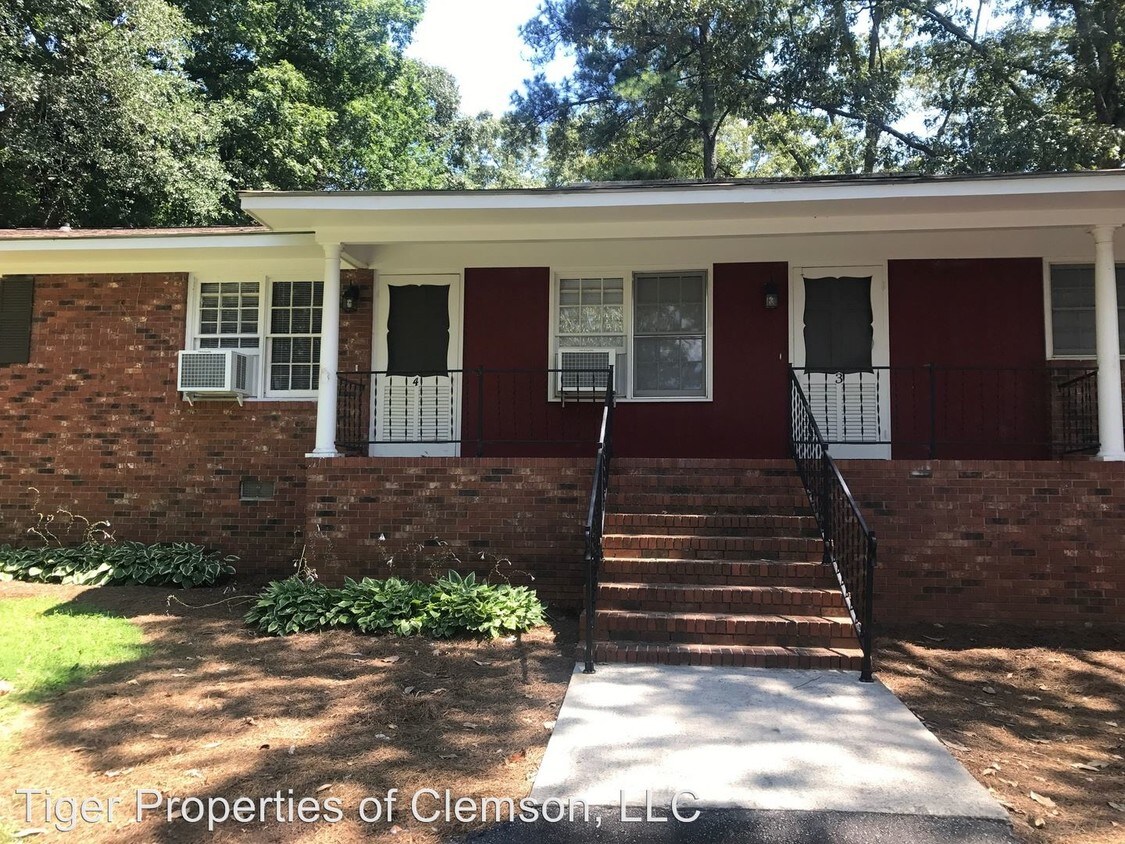 218 Cochran Rd, Clemson, SC 29631 Condo for Rent in Clemson, SC