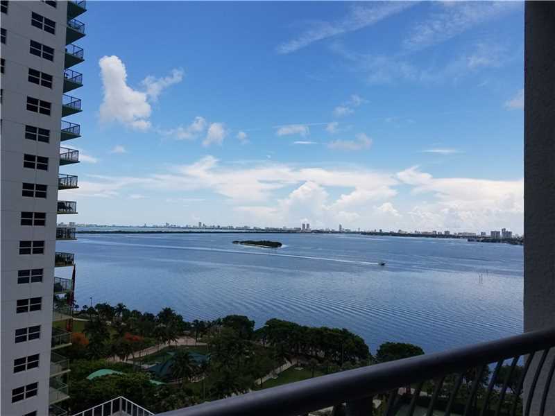 Primary Photo - 1750 N Bayshore Dr
