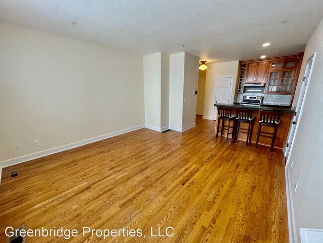 Foto del edificio - 2 br, 1.5 bath House - 2569 NW Thurman St.