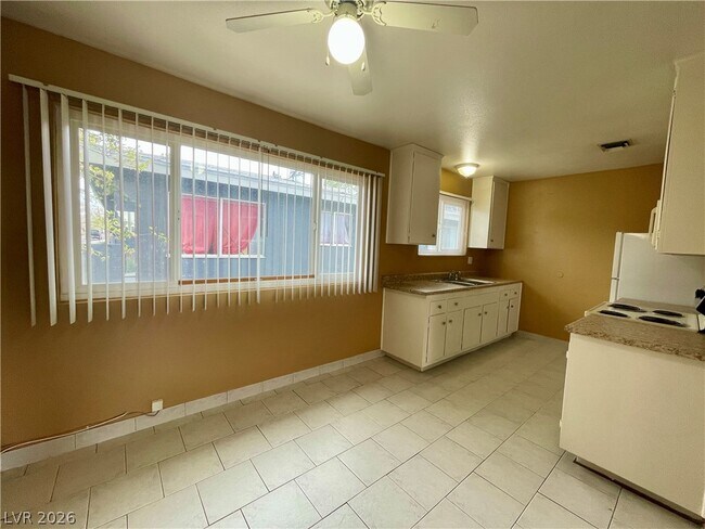 Foto del edificio - 3200 Arlene Way