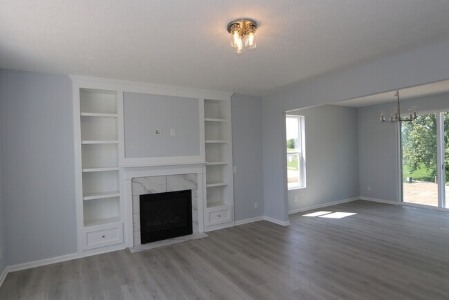 Building Photo - 4096 Palomino Dr