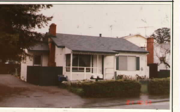 Building Photo - 259 Encina Ave