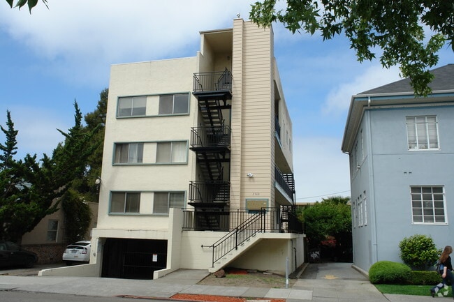 Building Photo - 2360 Ellsworth