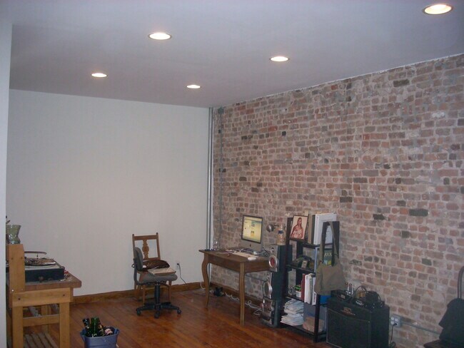Building Photo - 1169 38th Street