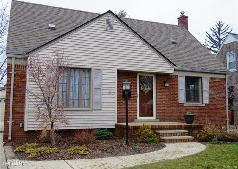 Primary Photo - 3 br, 2 bath House - 2105 N Wilson Ave