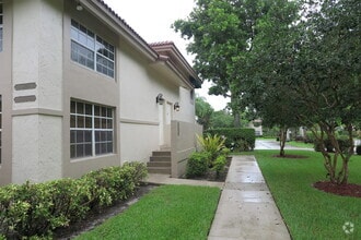 Building Photo - 6631 Via Regina