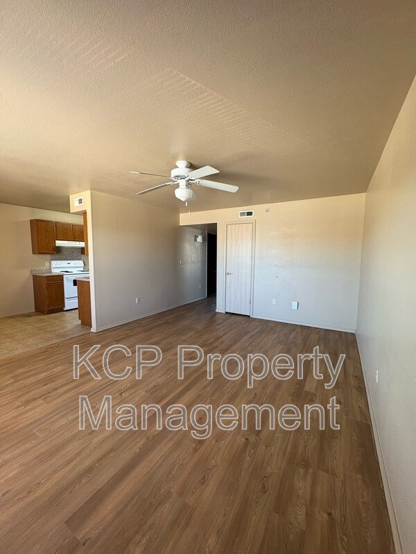 Foto del edificio - 6400 Massard Rd